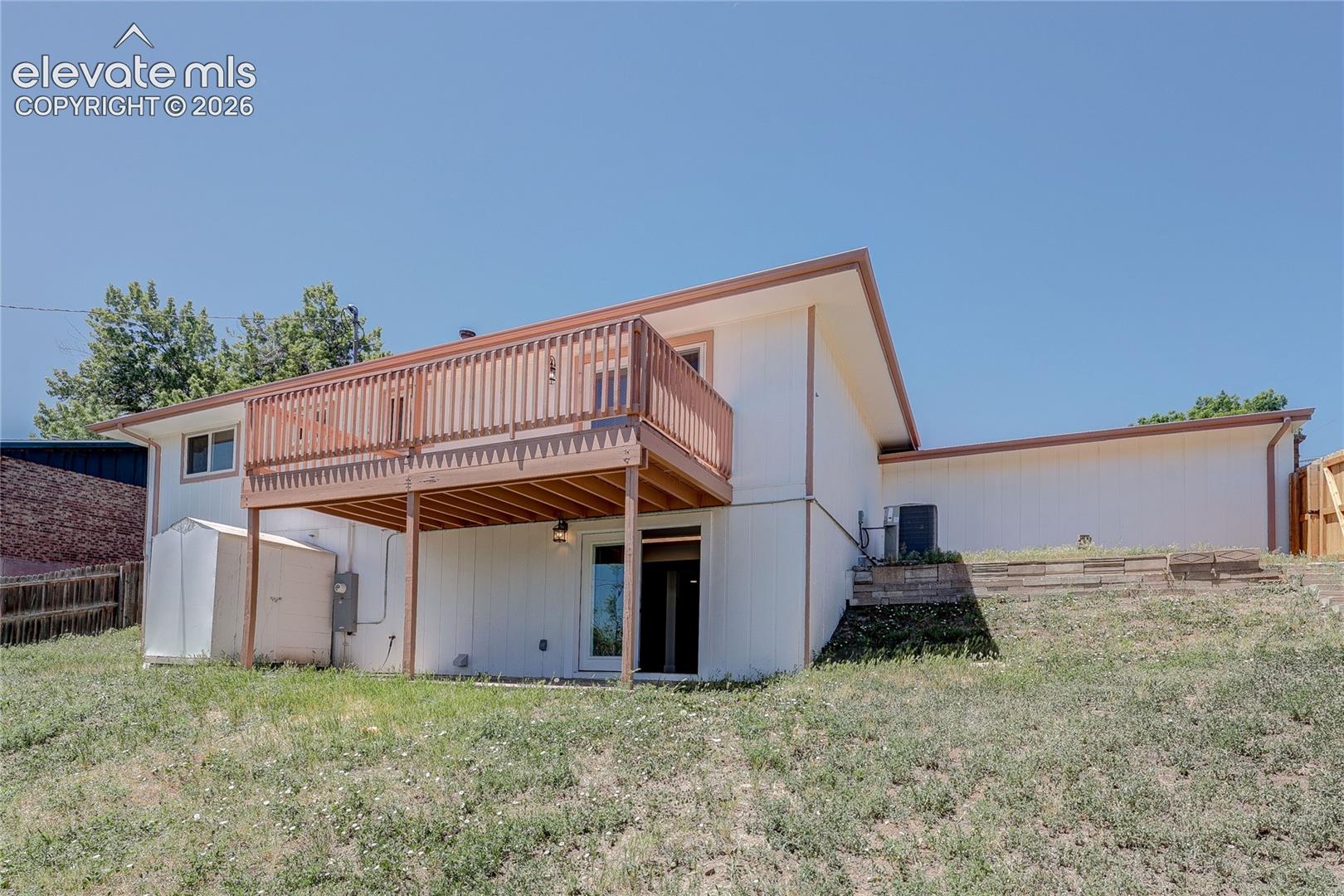 Listing photo 44 for 3100 S Dale Court