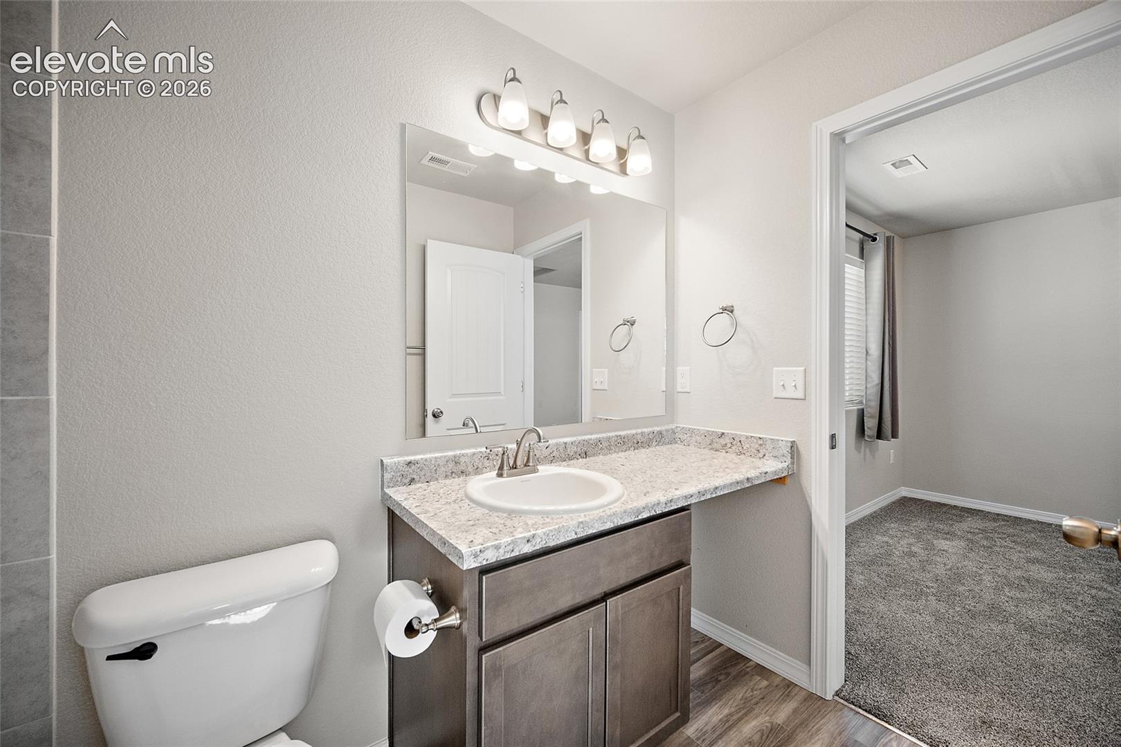 Listing photo 33 for 7701 Berwyn Loop