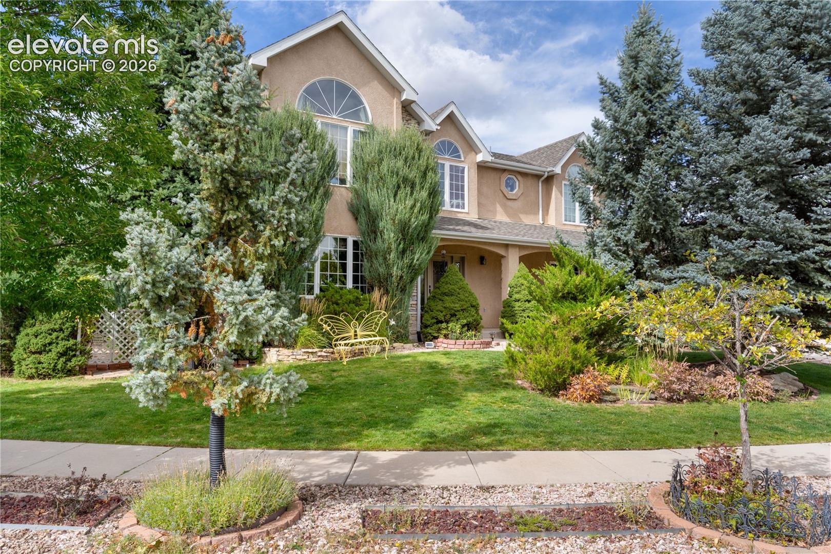 Listing photo 4 for 2285 Vanreen Drive