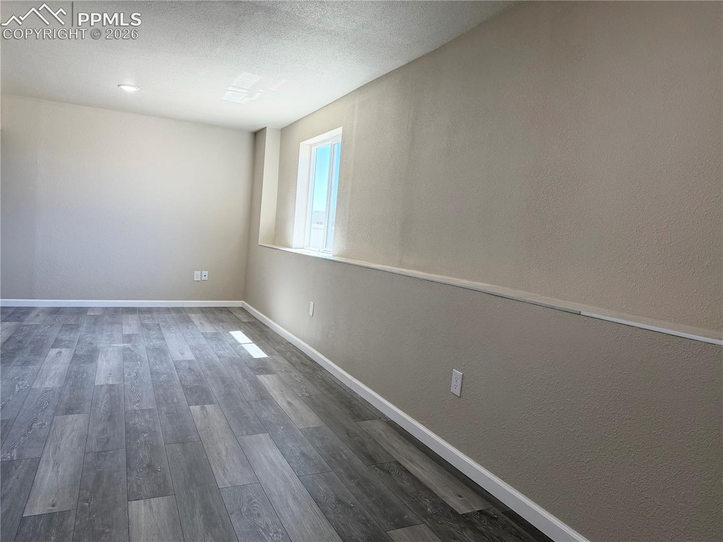 Listing photo 35 for 10104 Bluffstone Court