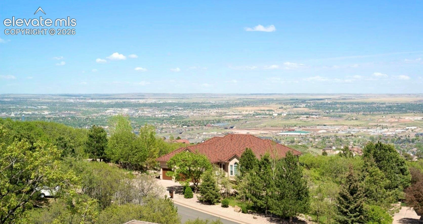 Listing photo 49 for 5365 Broadmoor Bluffs Drive