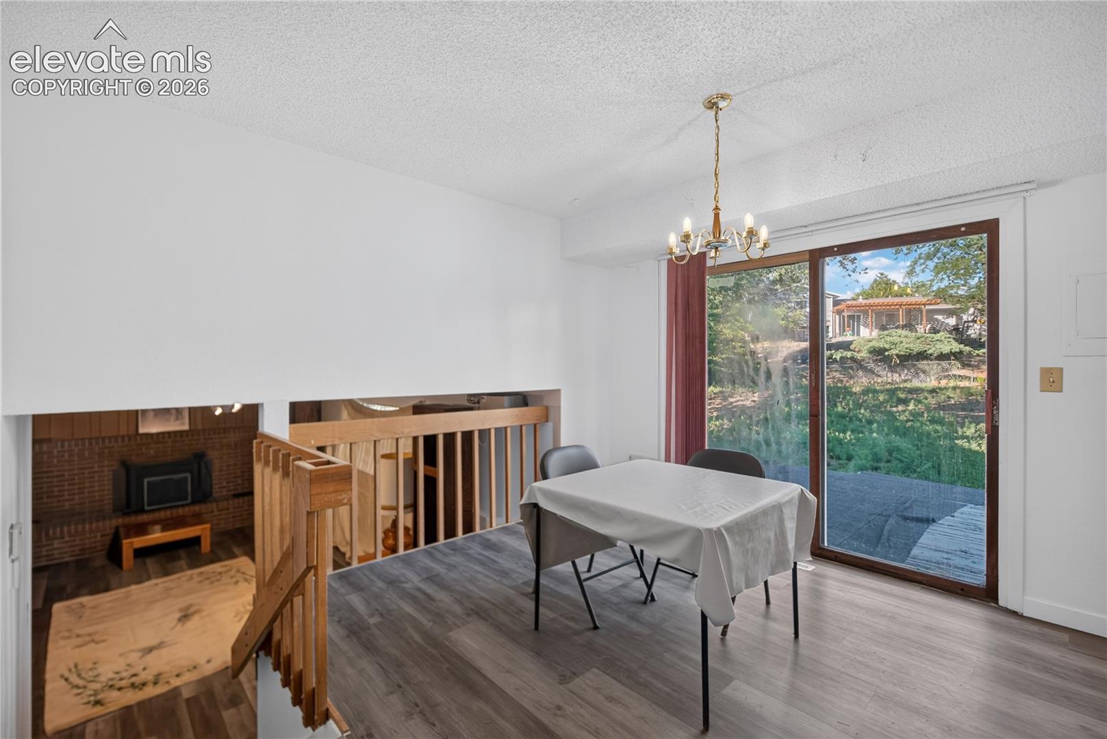 Listing photo 6 for 4850 Windward Circle
