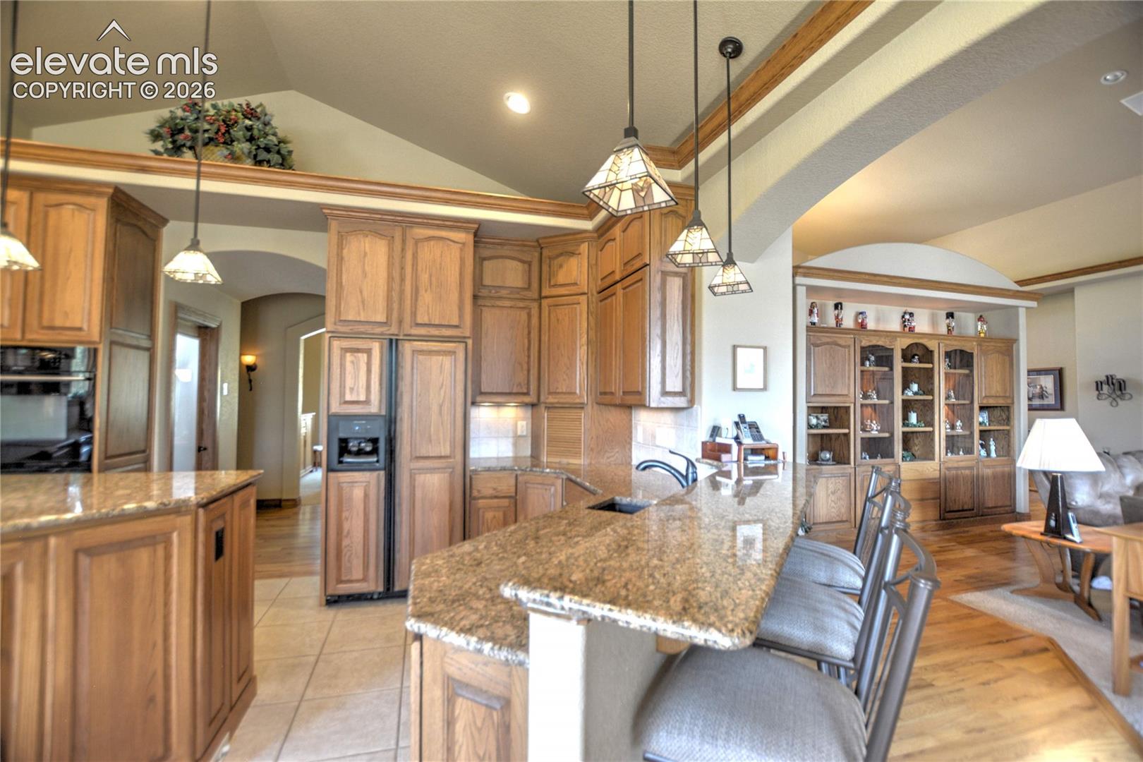 Listing photo 12 for 19315 Bardsley Place