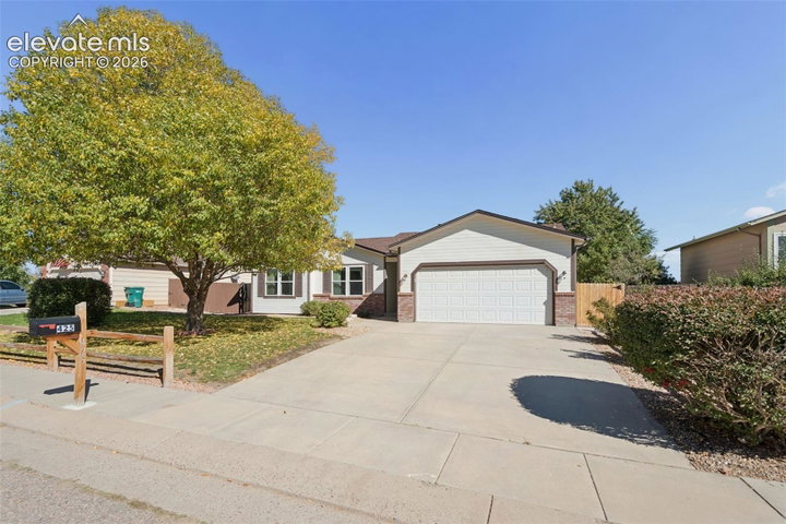 425 Fleming Street — listing photo