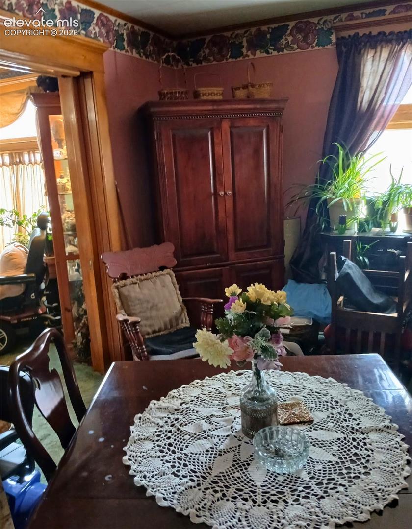 Listing photo 8 for 401 E Carr Avenue