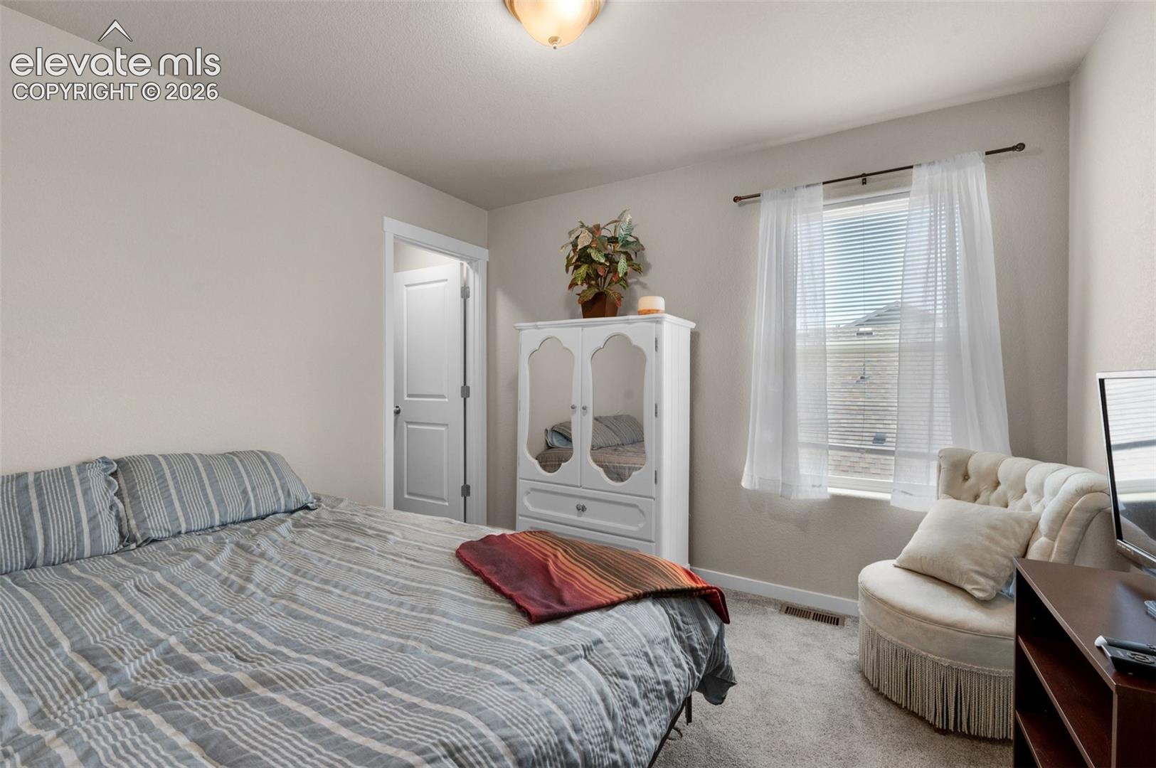 Listing photo 15 for 2823 Gobi Drive