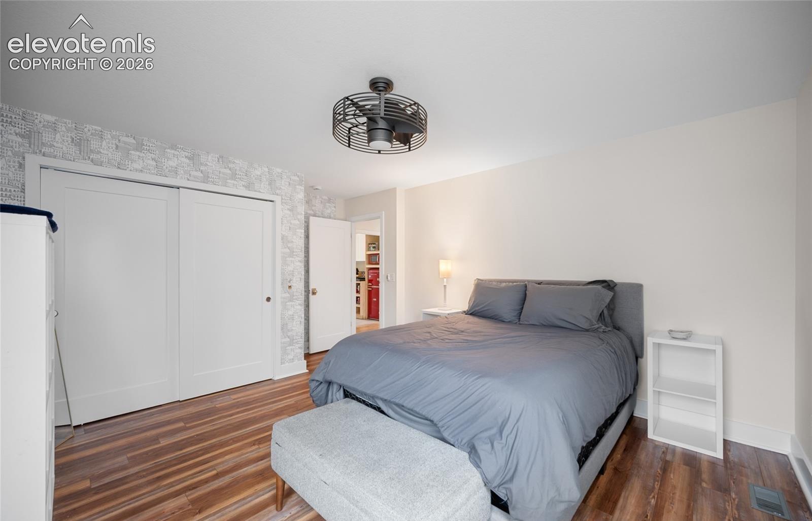 Listing photo 31 for 1007 E Boulder Street
