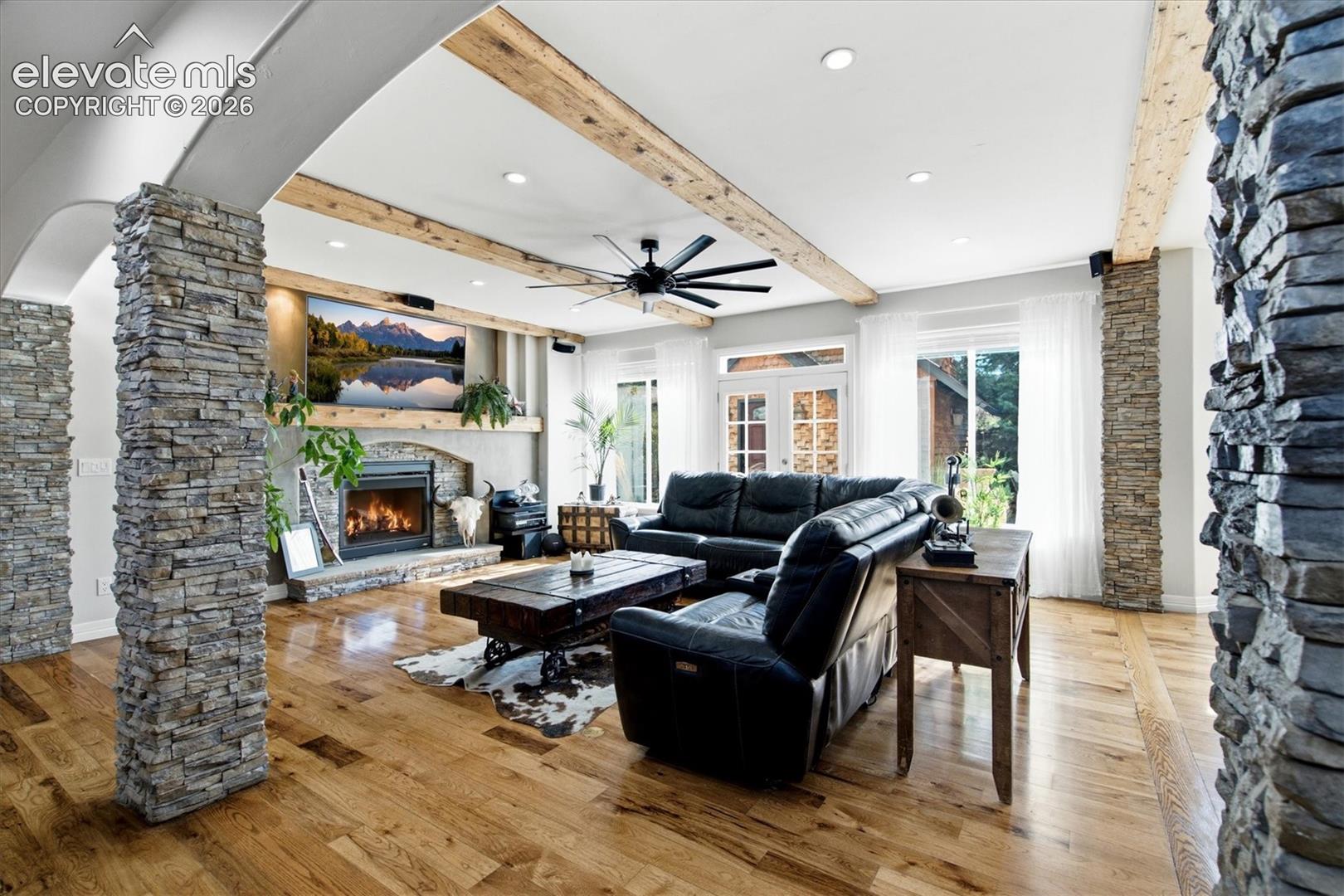 Listing photo 39 for 1097 Prickly Pear Place