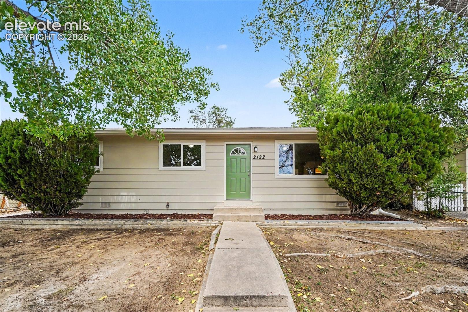 2122 Doniphan Drive