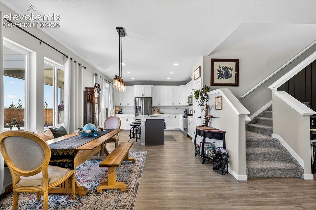 Listing photo 4 for 22060 Cattlemen Run