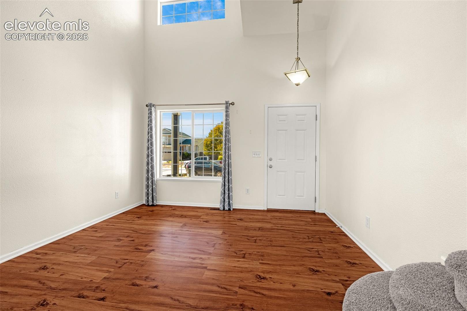 Listing photo 7 for 7619 Old Spec Road