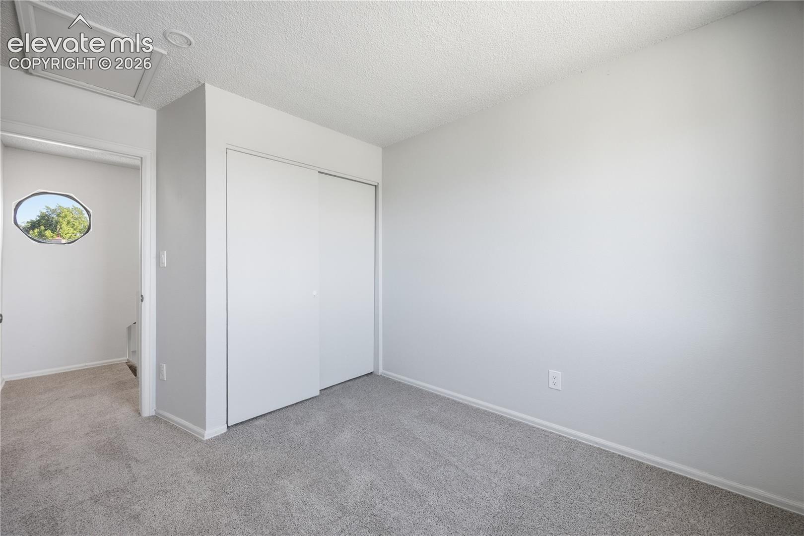 Listing photo 20 for 4571 Sunnyhill Drive