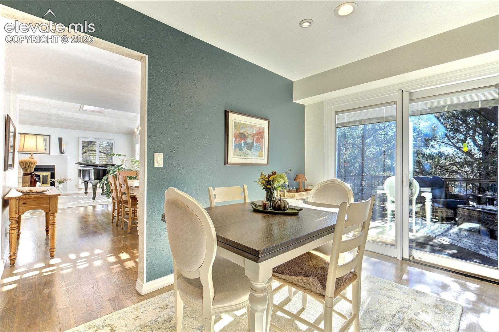 Listing photo 14 for 7215 Suntide Place