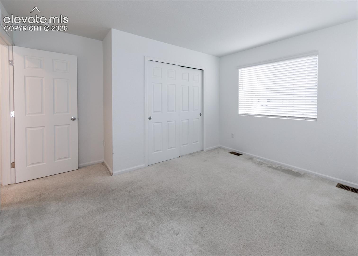 Listing photo 27 for 16462 Mountain Flax Drive