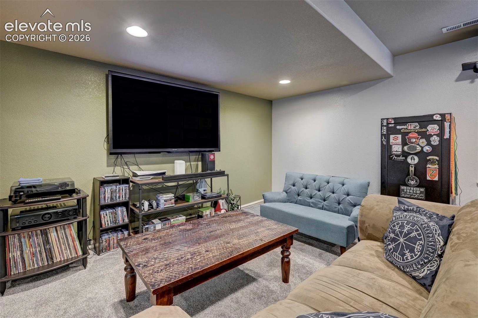 Listing photo 31 for 13713 Park Meadows Drive