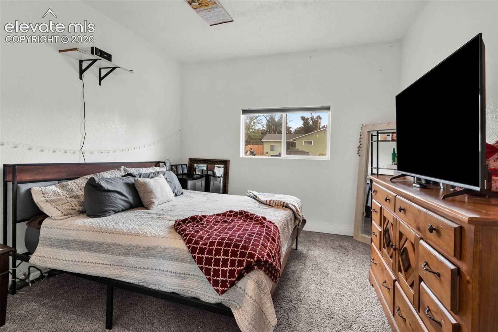 Listing photo 15 for 3 MacArthur Road