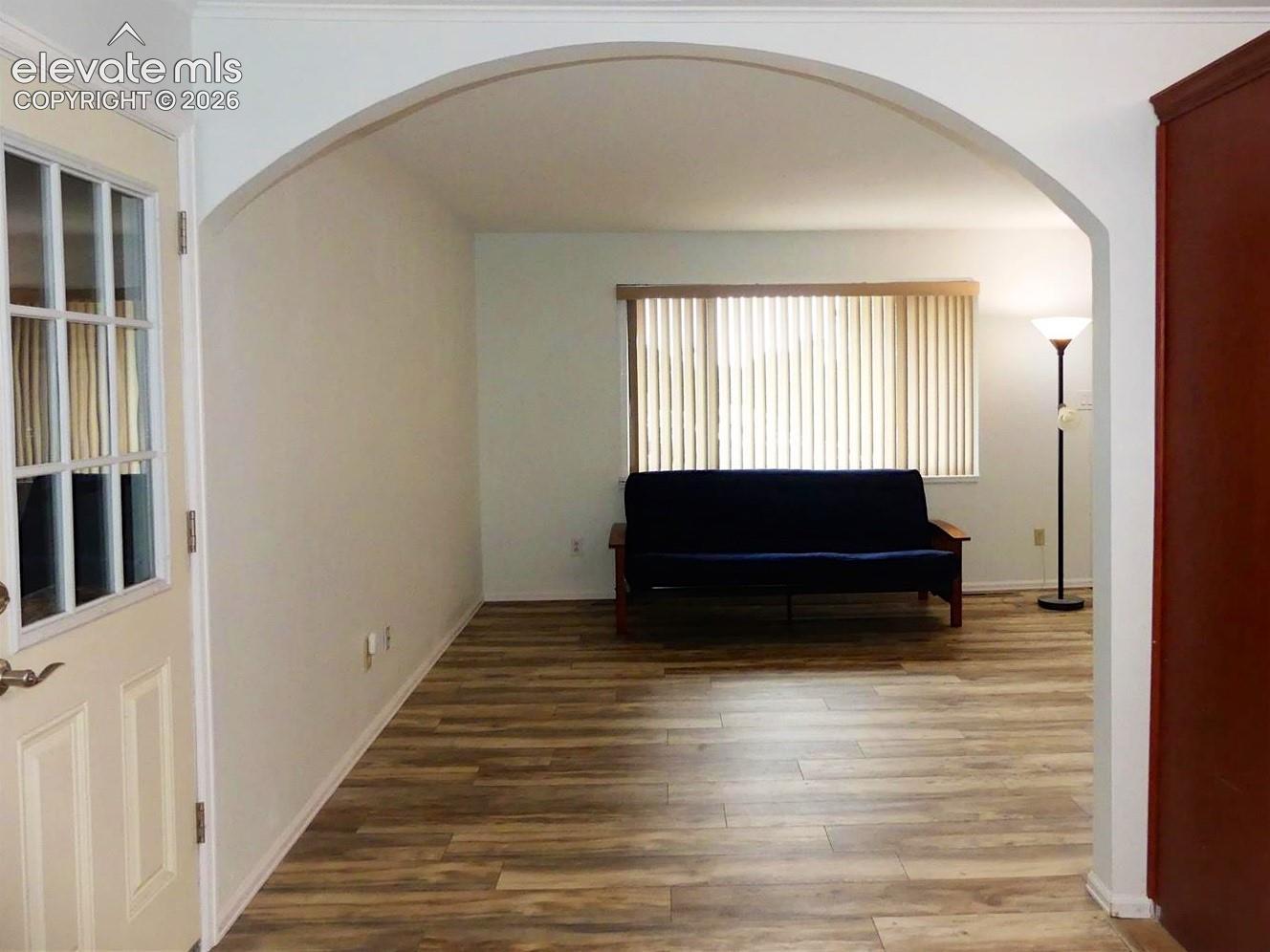 Listing photo 11 for 1104 Yosemite Drive