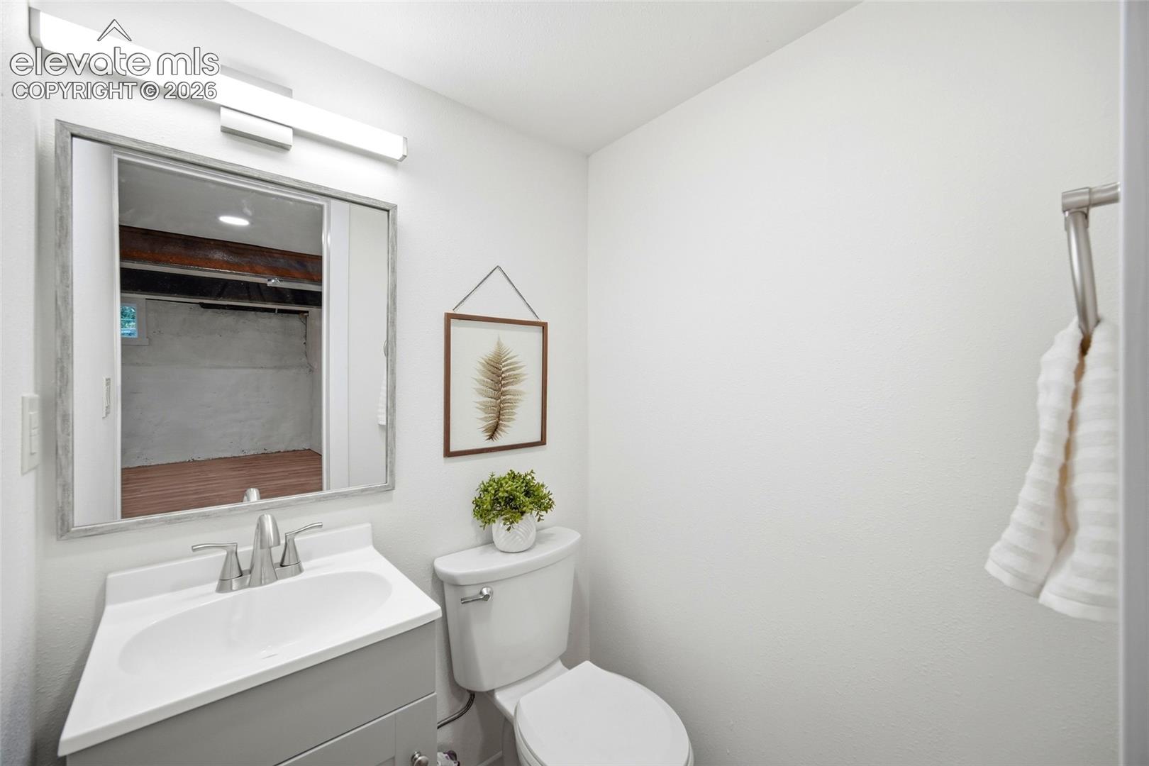 Listing photo 22 for 947 E Costilla Street