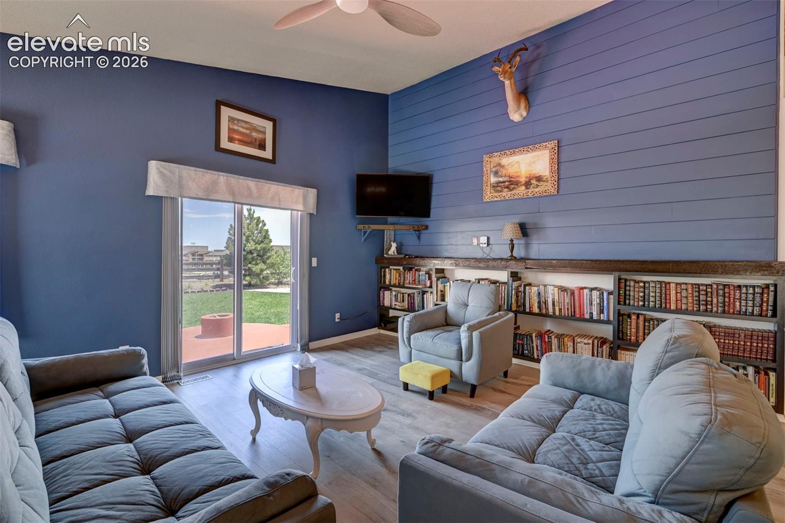 Listing photo 17 for 13713 Park Meadows Drive