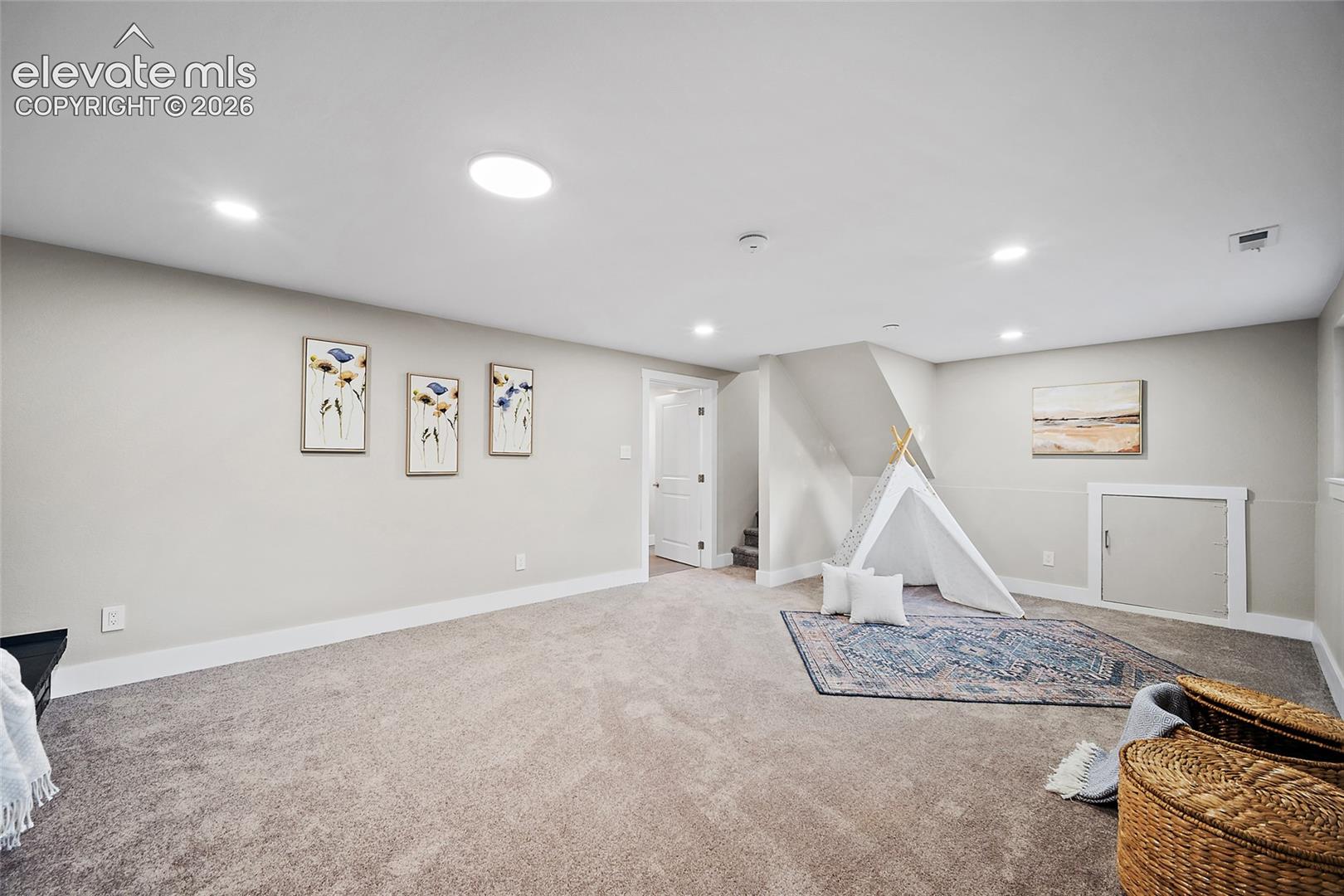 2123 Warwick Lane, photo 22