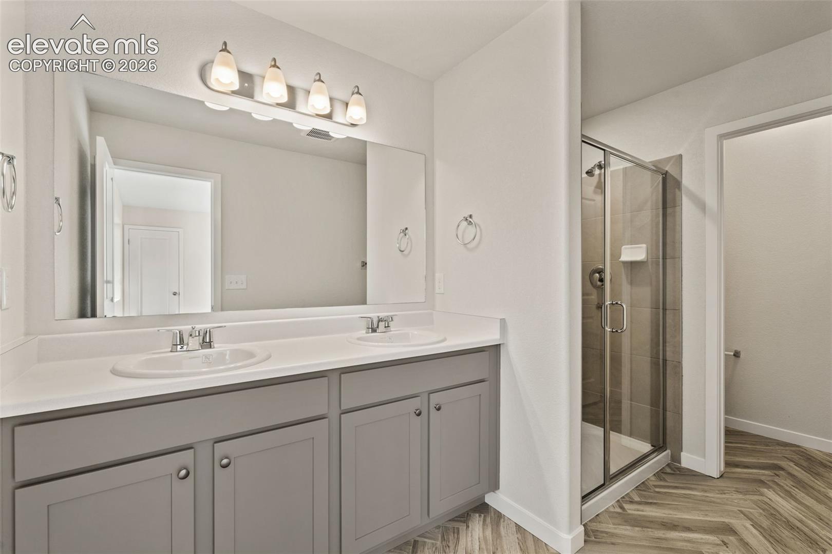 Listing photo 14 for 13654 Nederland Drive