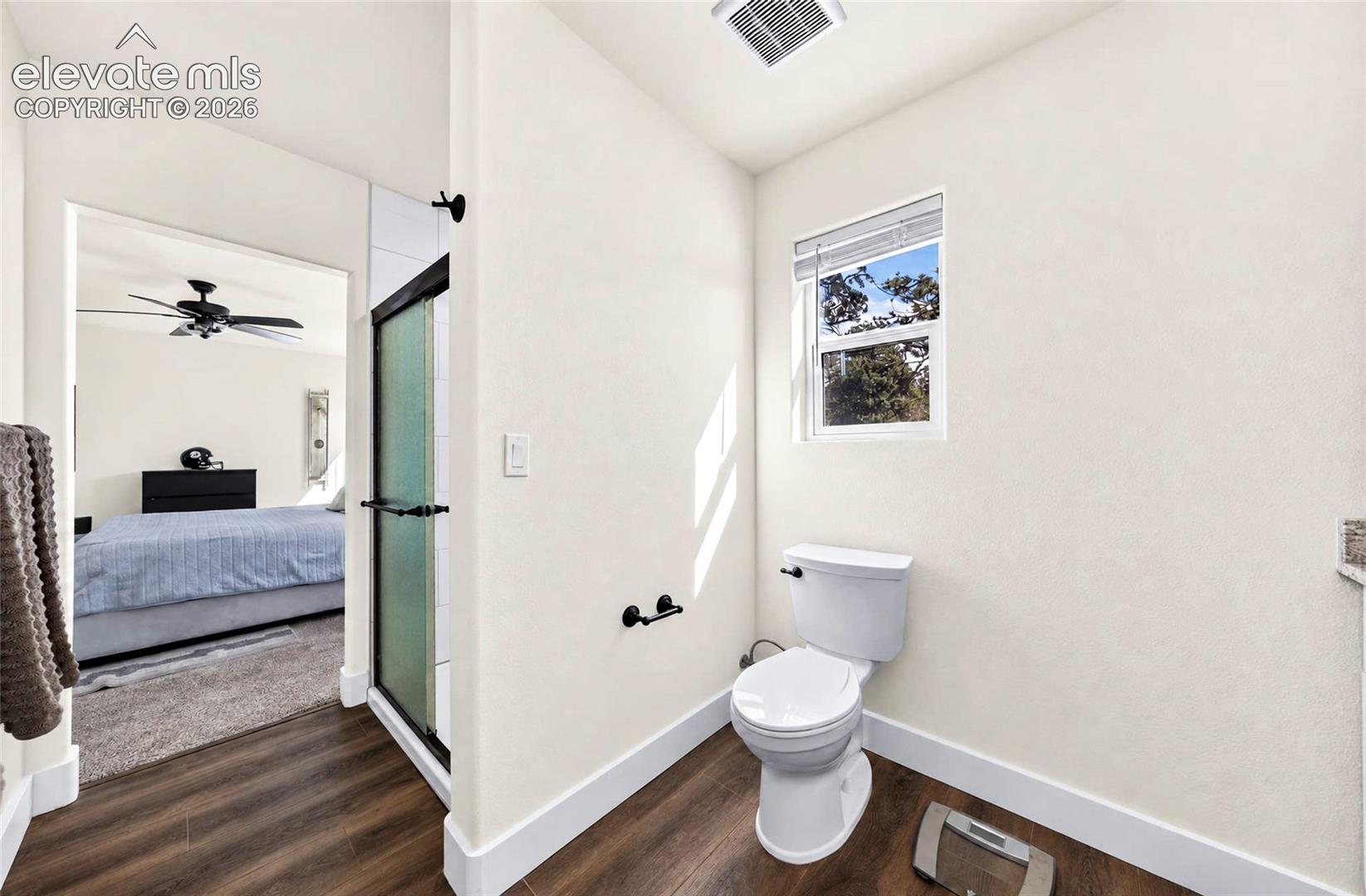 Listing photo 25 for 258 Turnabout Lane