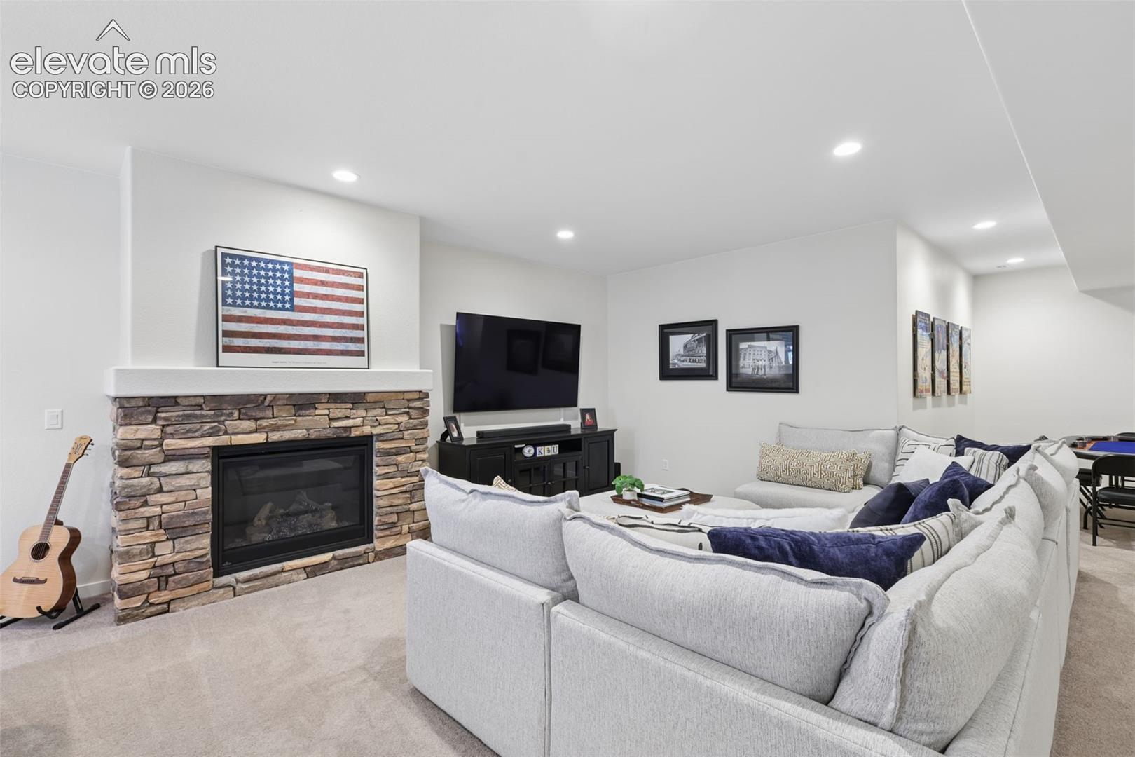 Listing photo 32 for 12794 Pensador Drive