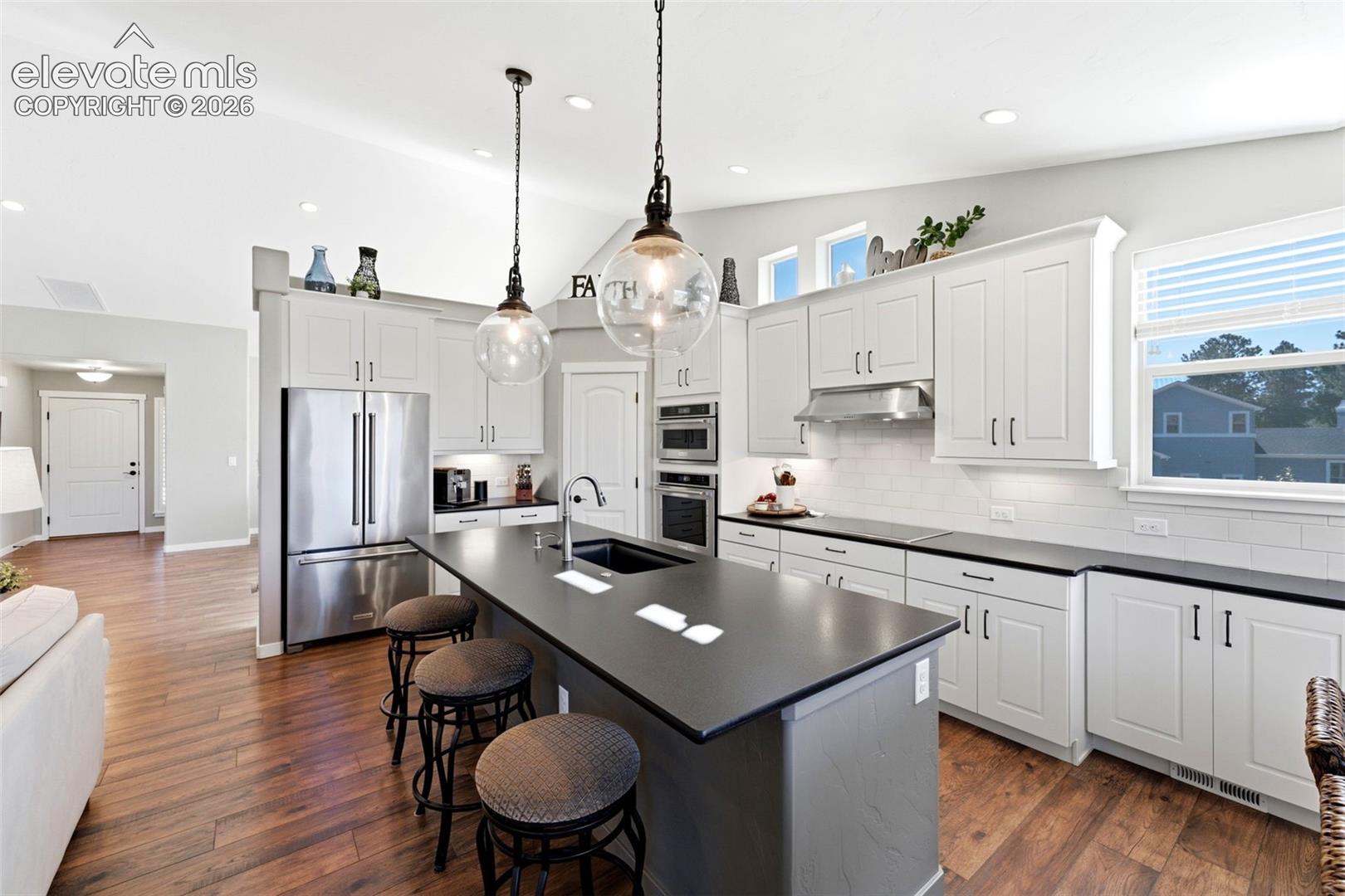 Listing photo 9 for 1386 Catnap Lane