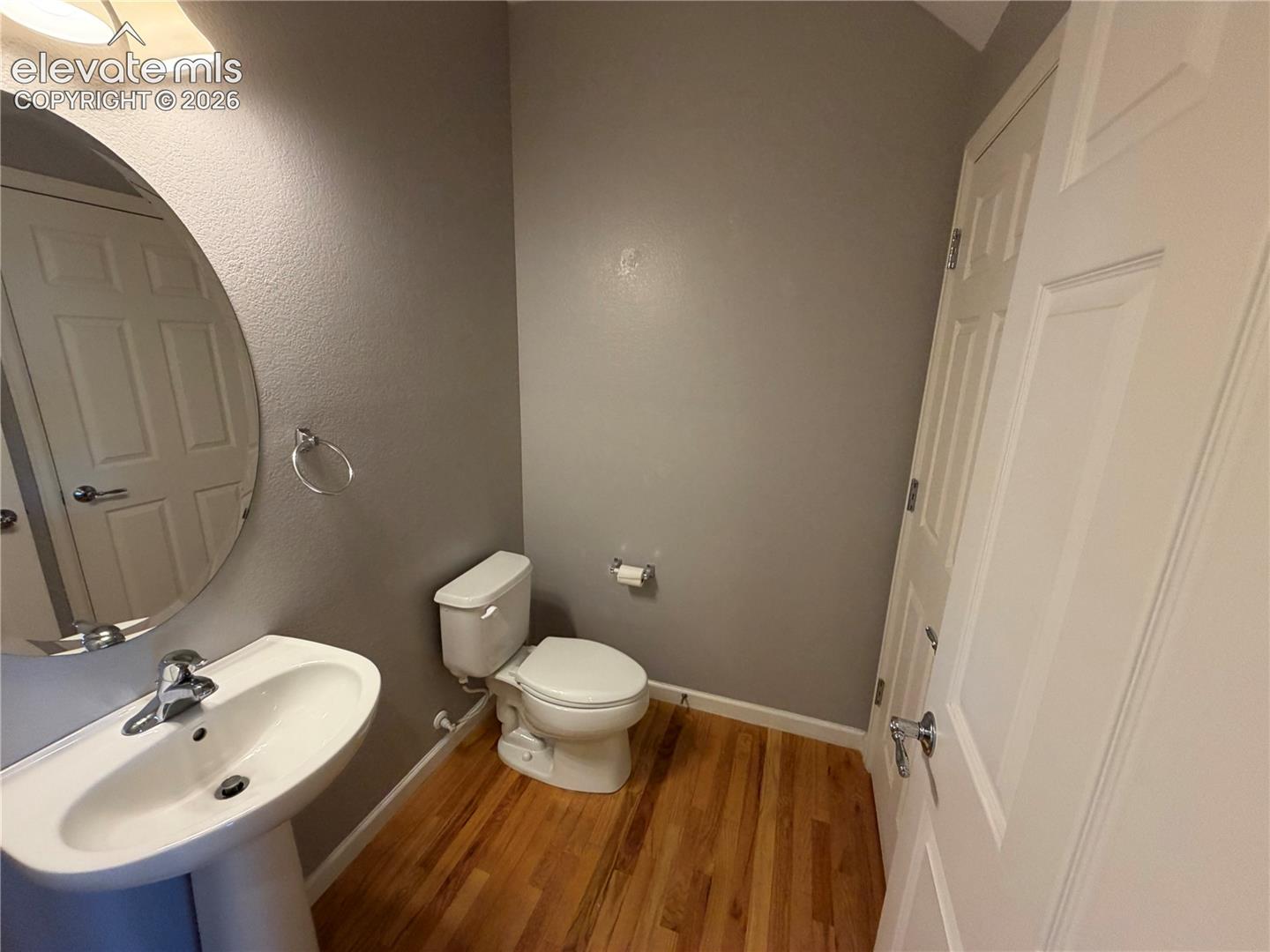 Listing photo 5 for 1287 Walters Point
