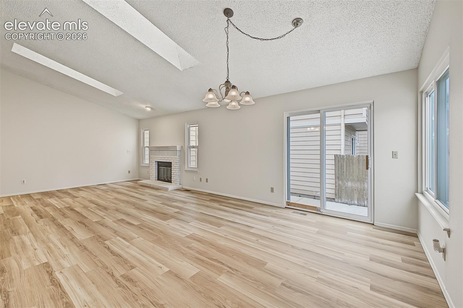 Listing photo 9 for 8430 Sassafras Drive