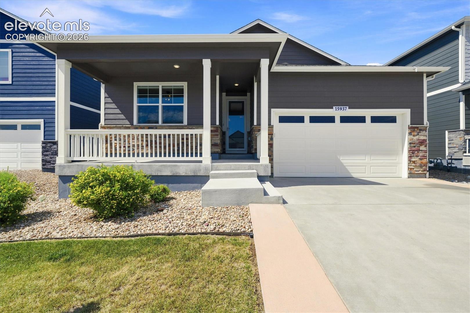 Listing photo 3 for 15937 Little Bluestem Road