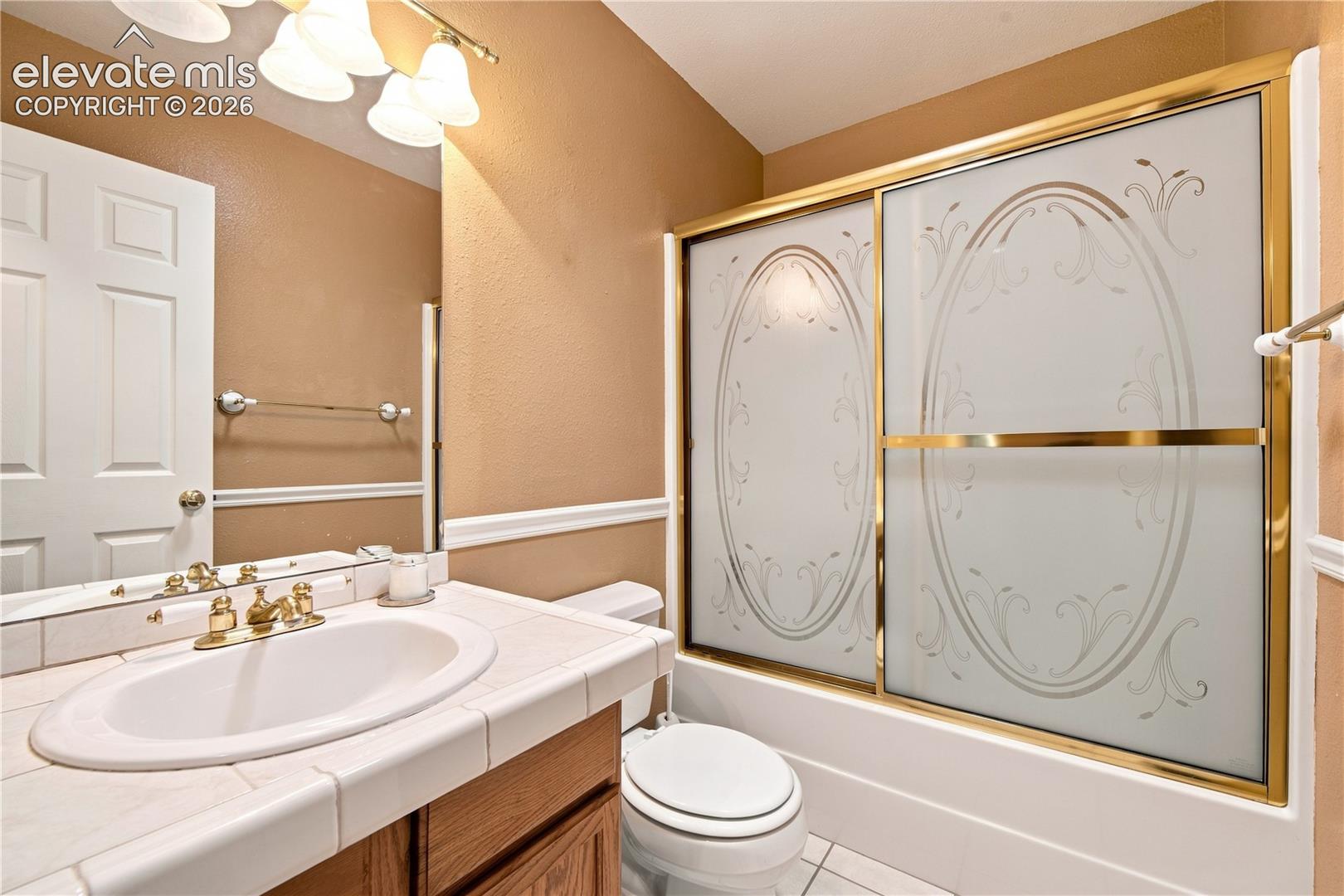 Listing photo 18 for 635 E Inca Court