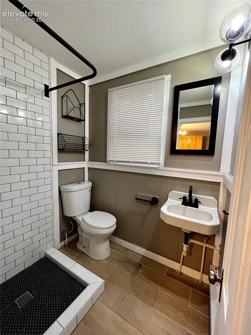 Listing photo 27 for 602 RUXTON Avenue