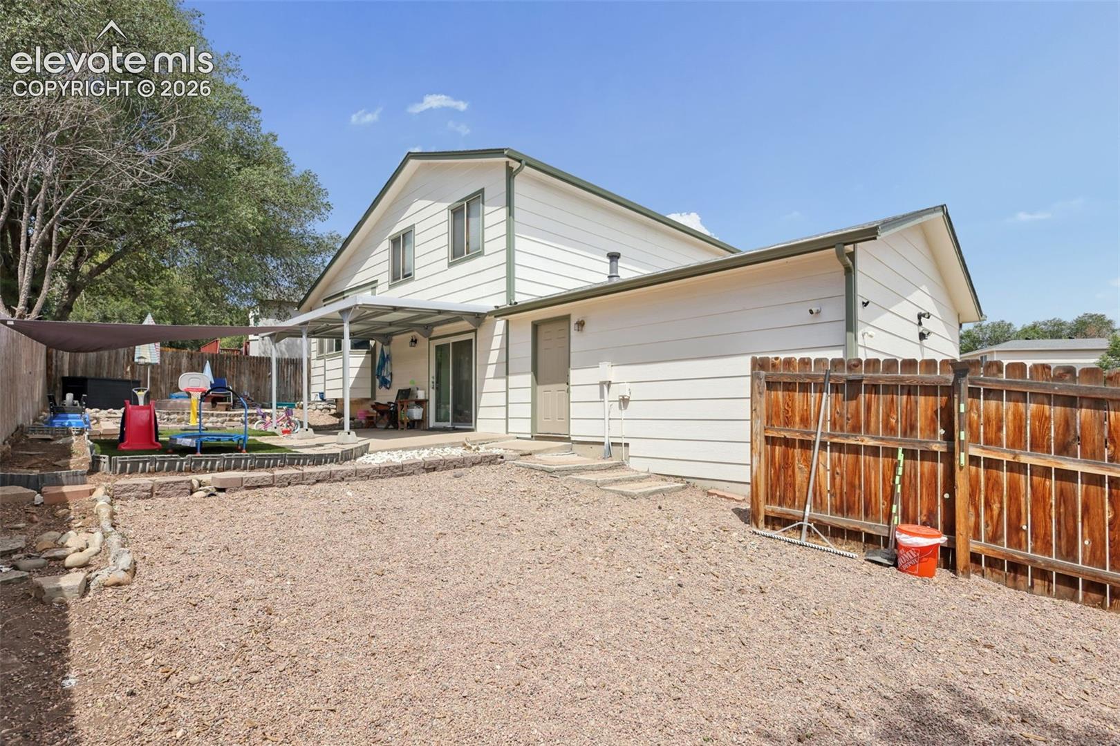 Listing photo 30 for 601 Rye Ridge Road