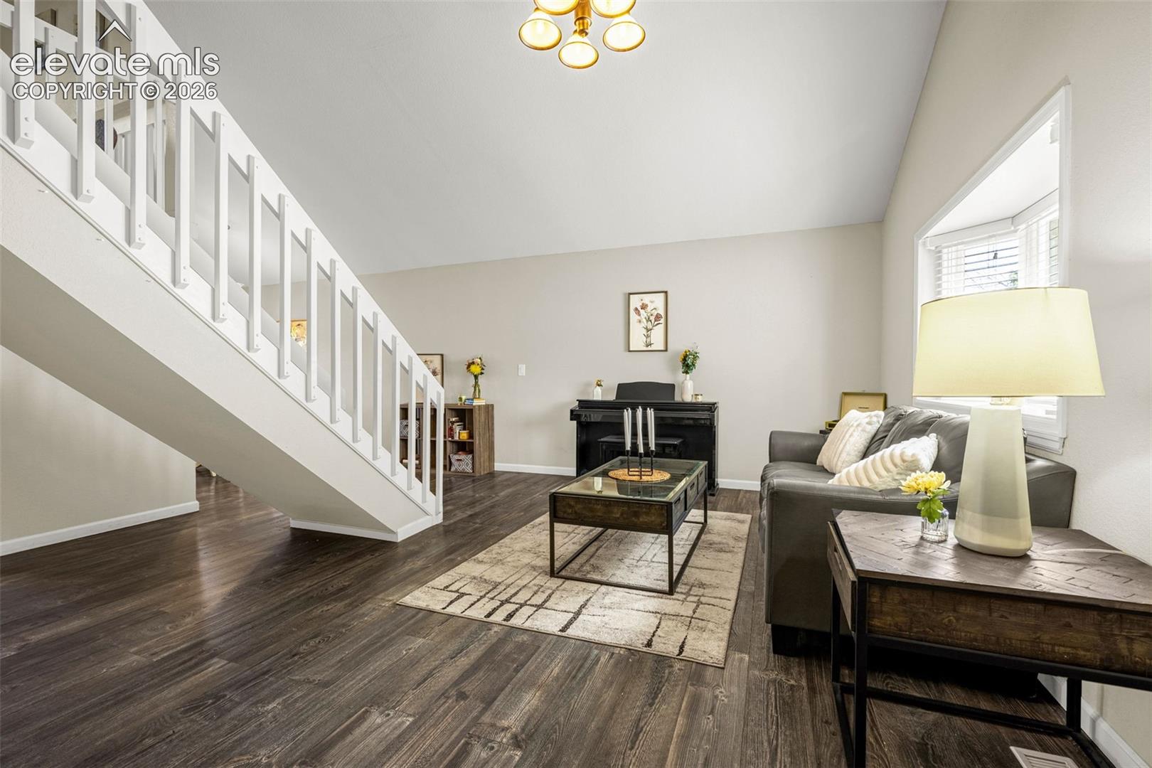 Listing photo 2 for 982 Candlestar Loop