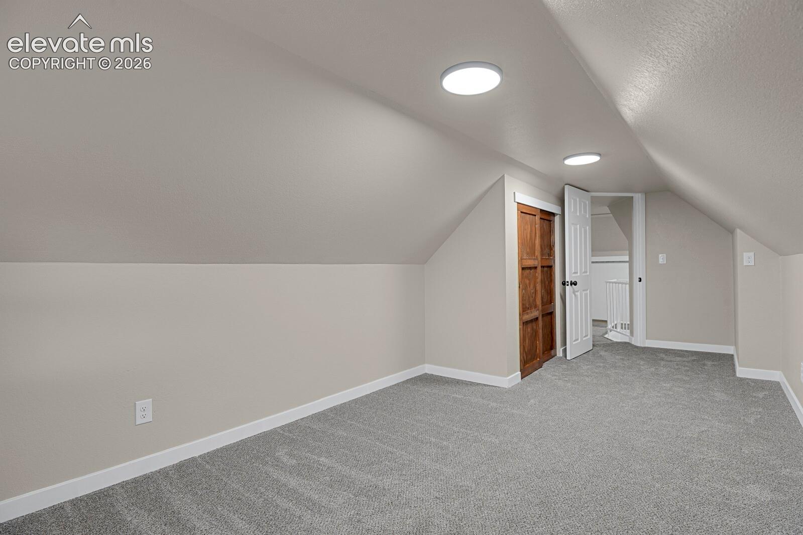 Listing photo 34 for 2614 Gunnison Street