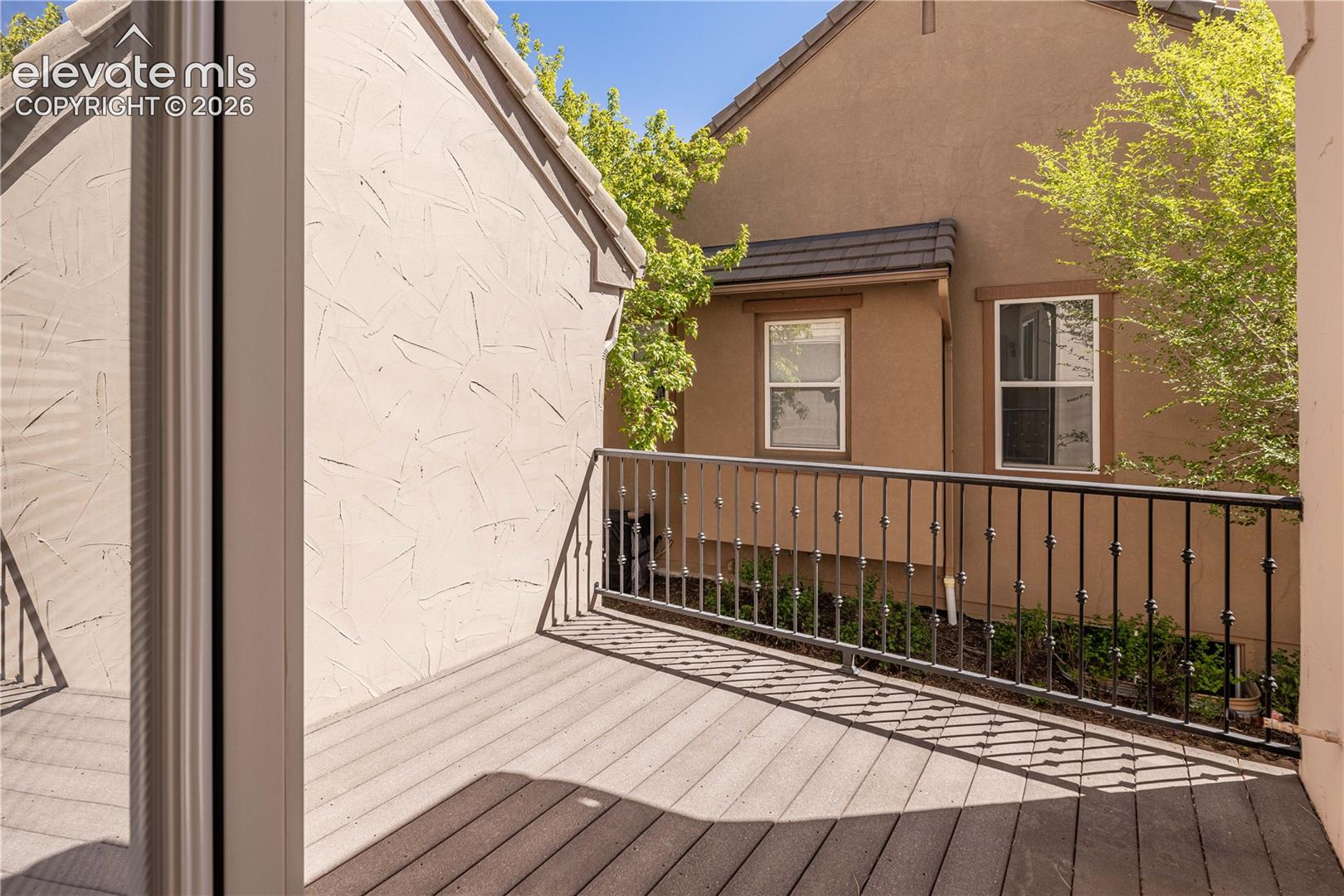 Listing photo 13 for 5011 Vermillion Court