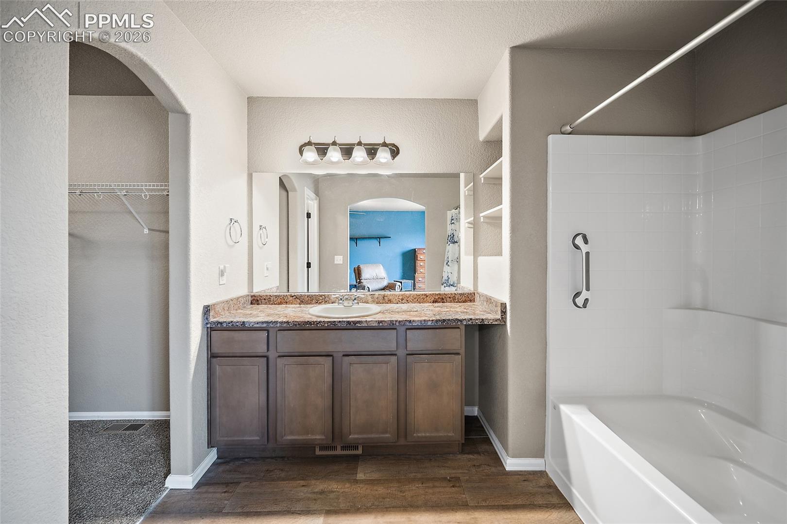7617 Black Spruce Heights, photo 20