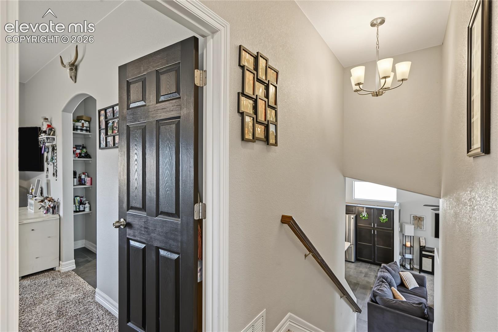 Listing photo 8 for 7206 Van Wyhe Court