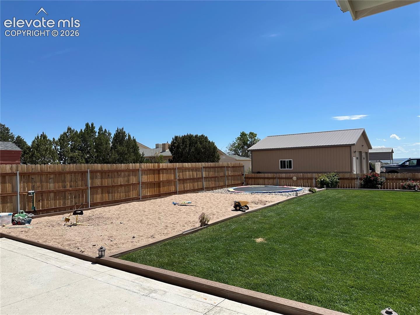 Listing photo 39 for 2064 W Hesperus Drive