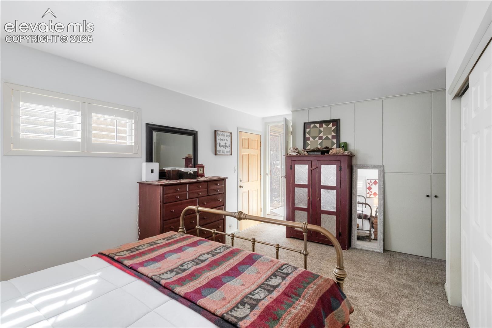 10225 Ute Pass Avenue, photo 28