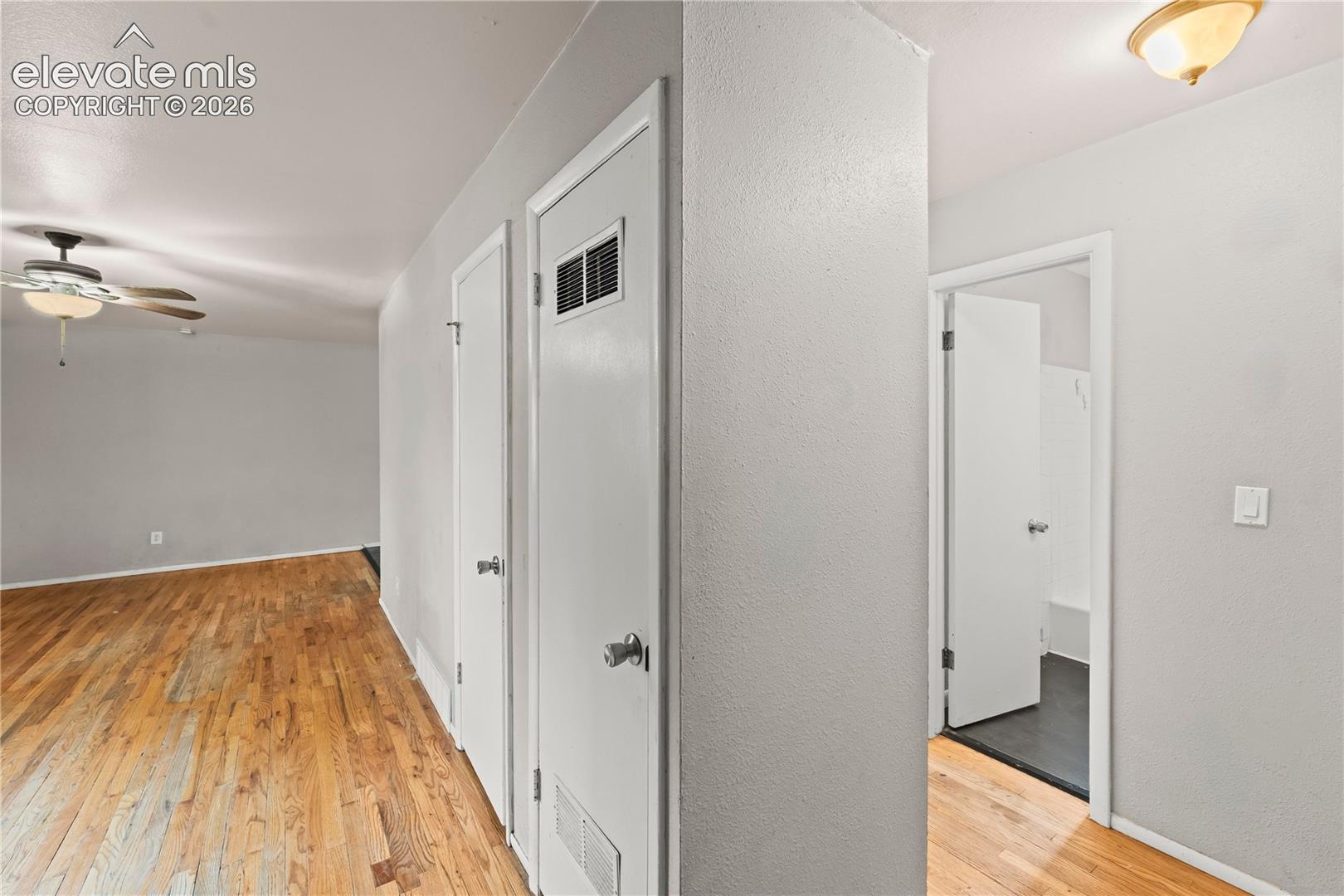 Listing photo 11 for 1120 Maxwell Street