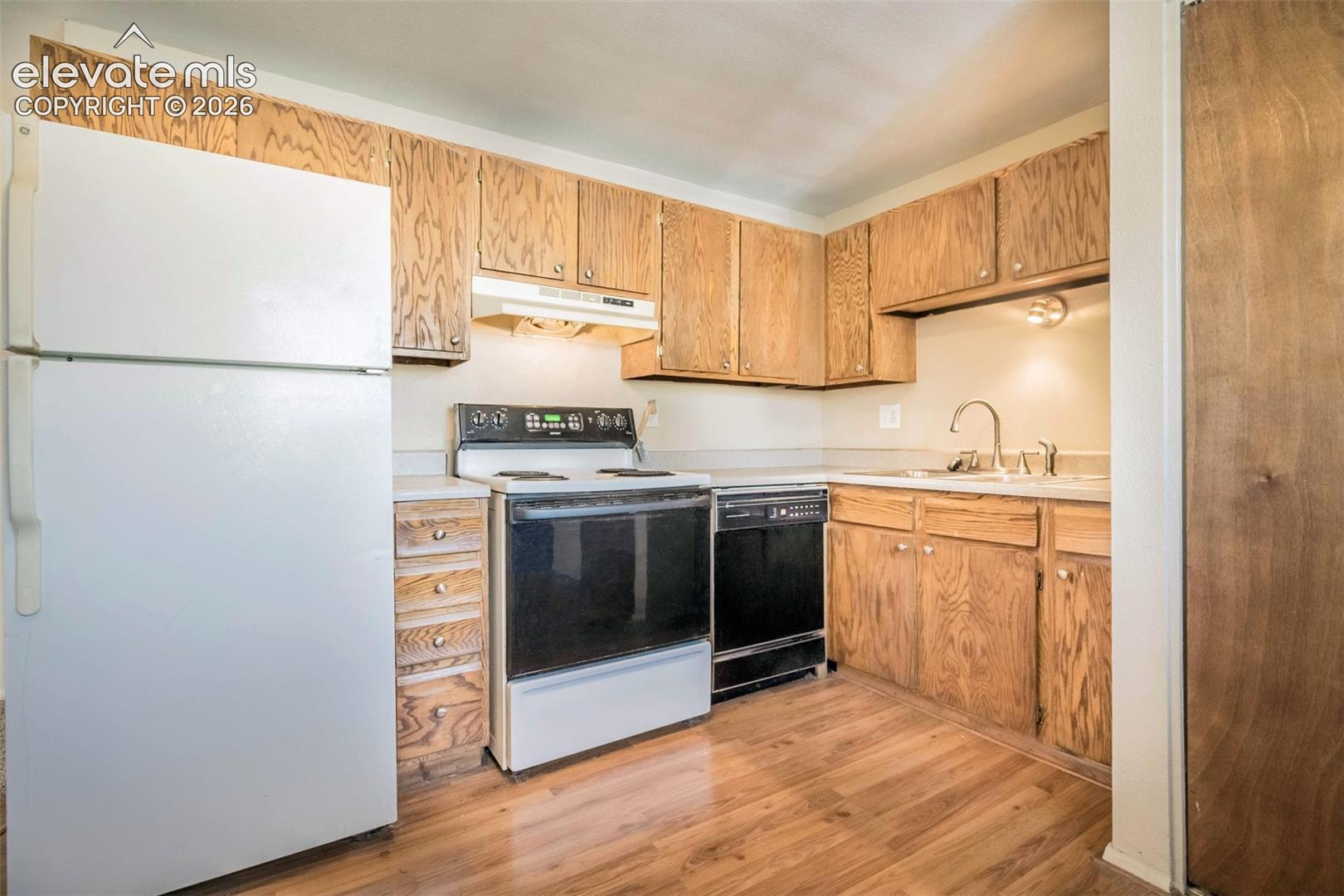 Listing photo 15 for 1025 Magnolia Street