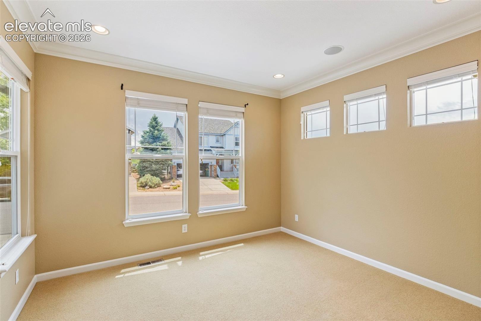 Listing photo 14 for 3465 Fantasy Place