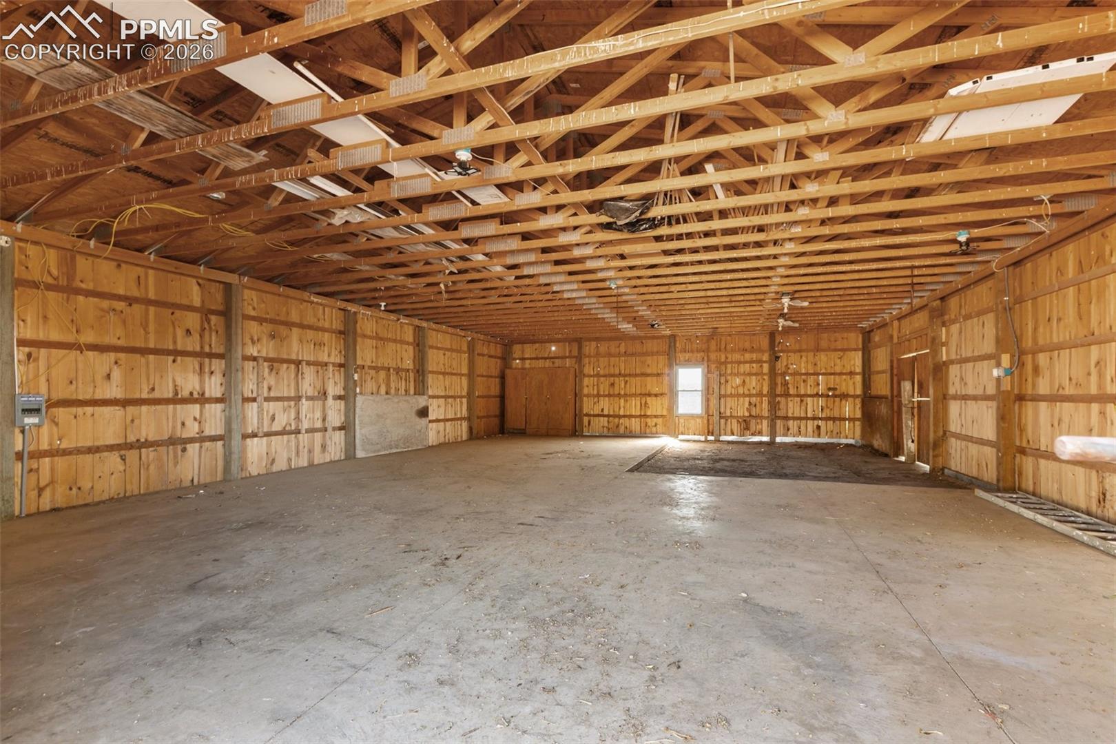 Listing photo 9 for 10355 Link Road