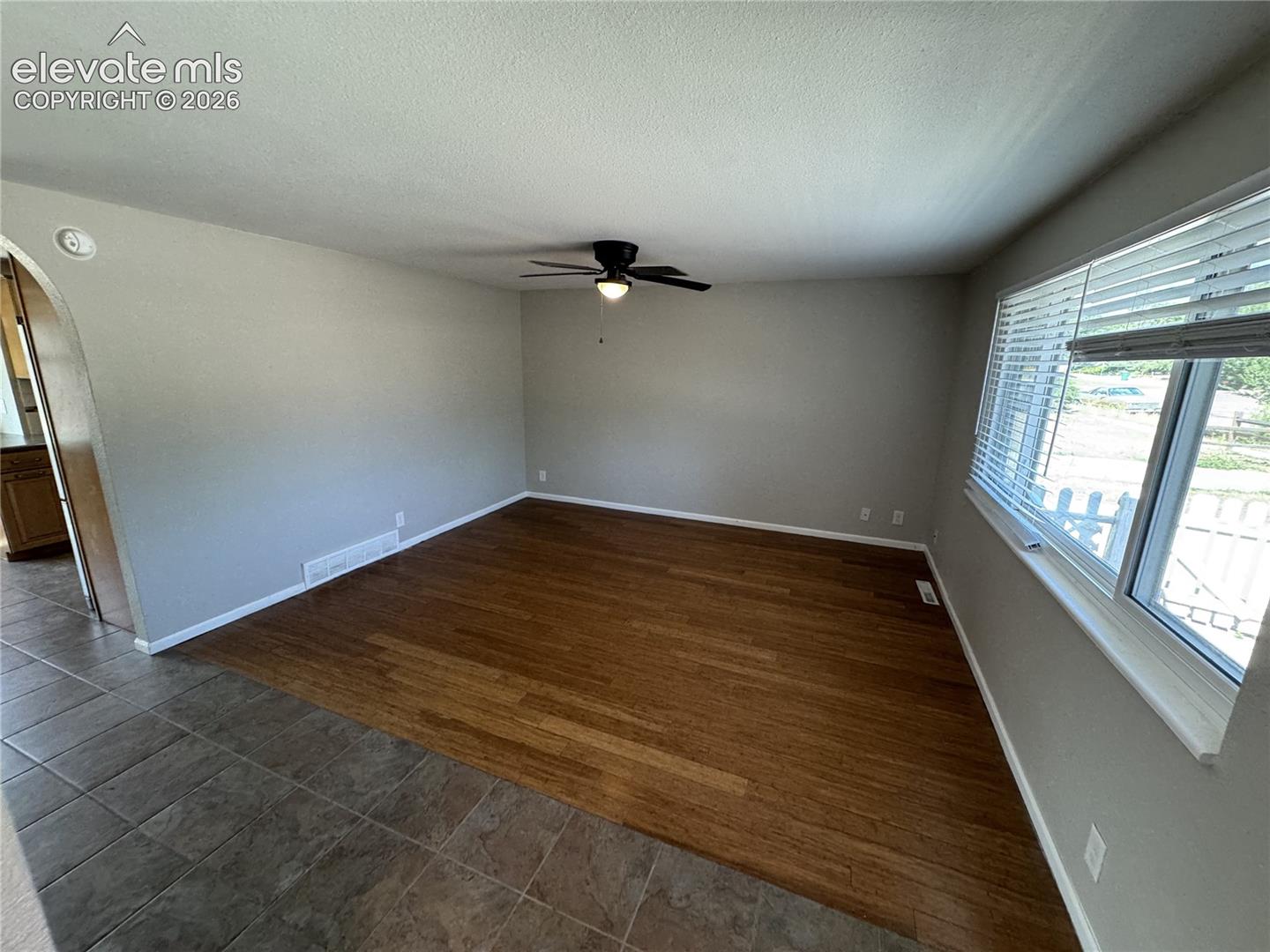 Listing photo 9 for 670 Calle Entrada NA