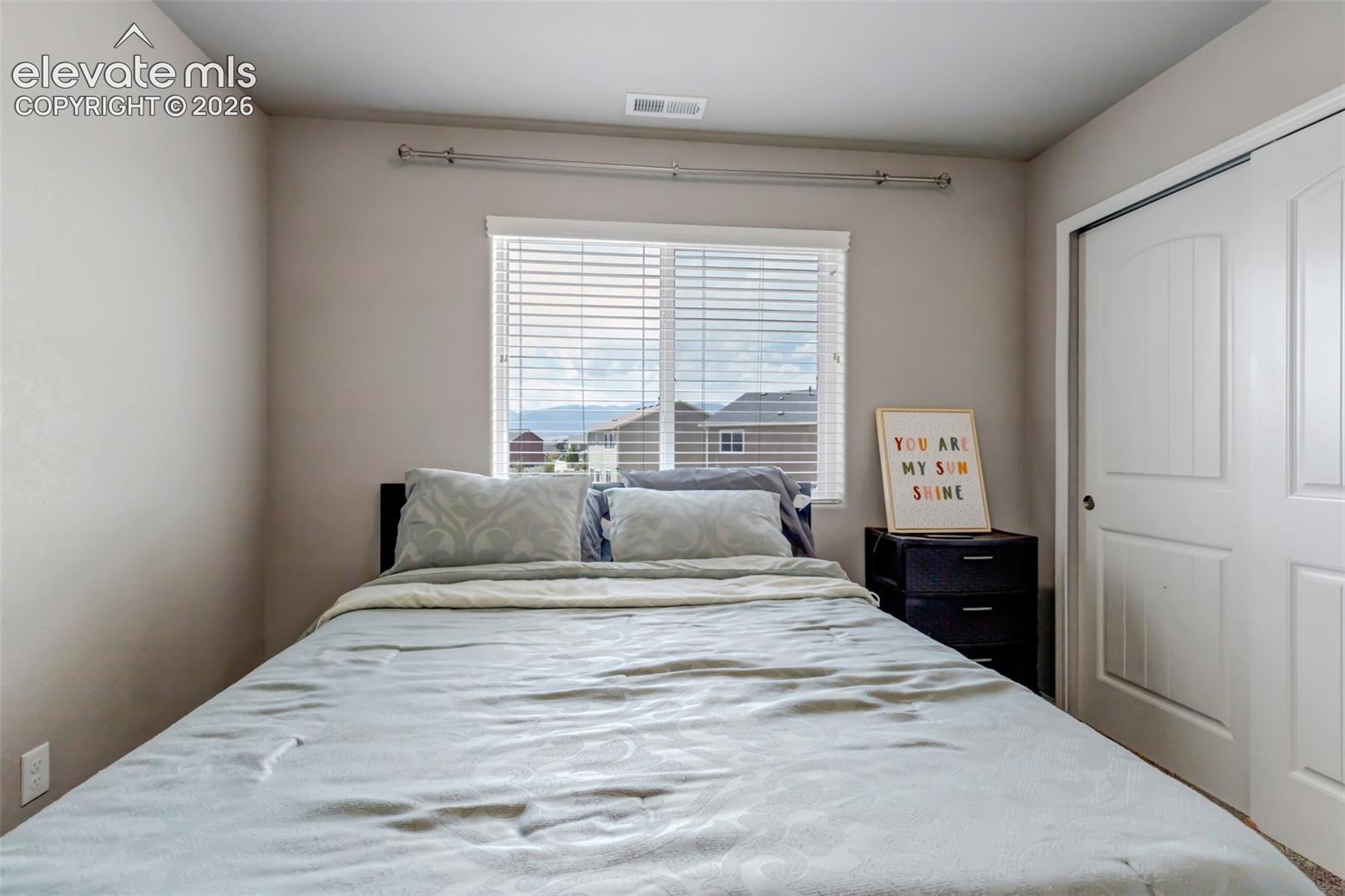 Listing photo 14 for 7548 Benecia Drive