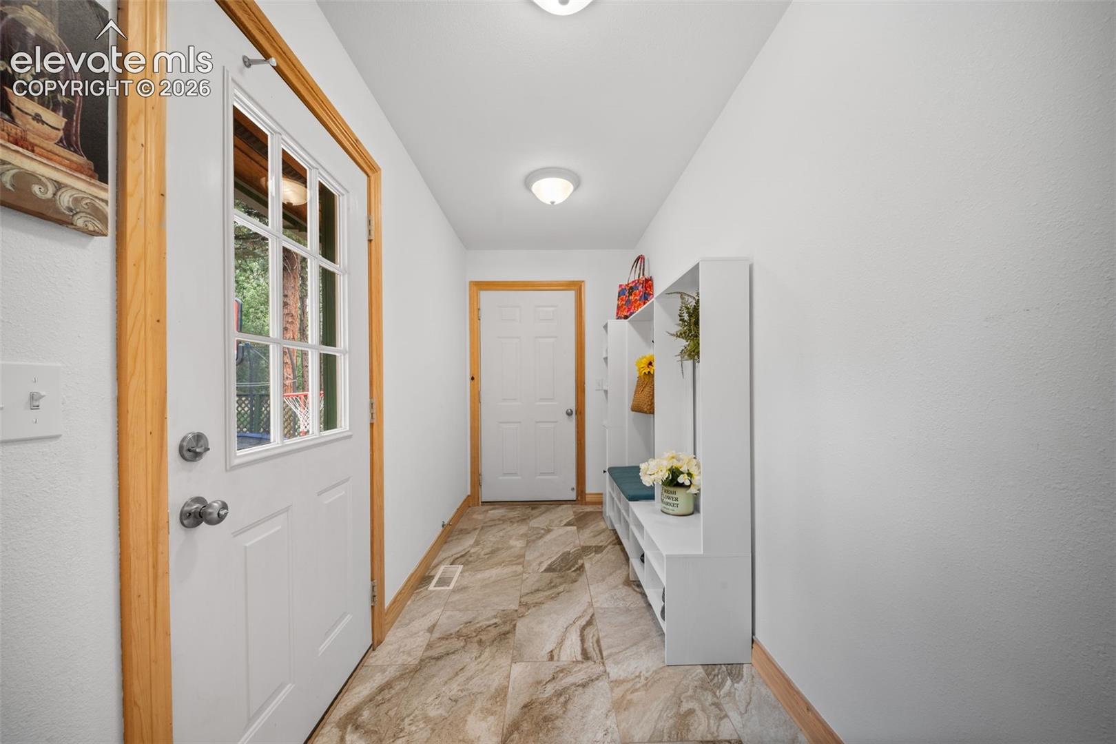 Listing photo 11 for 1400 Eagle Trace Court