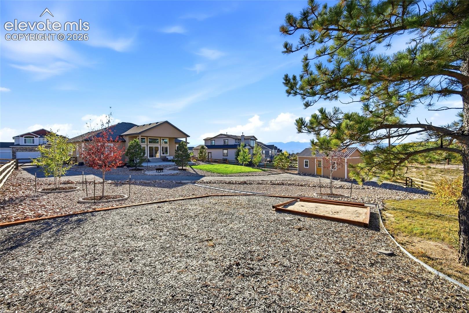 Listing photo 3 for 10540 Wrangell Circle