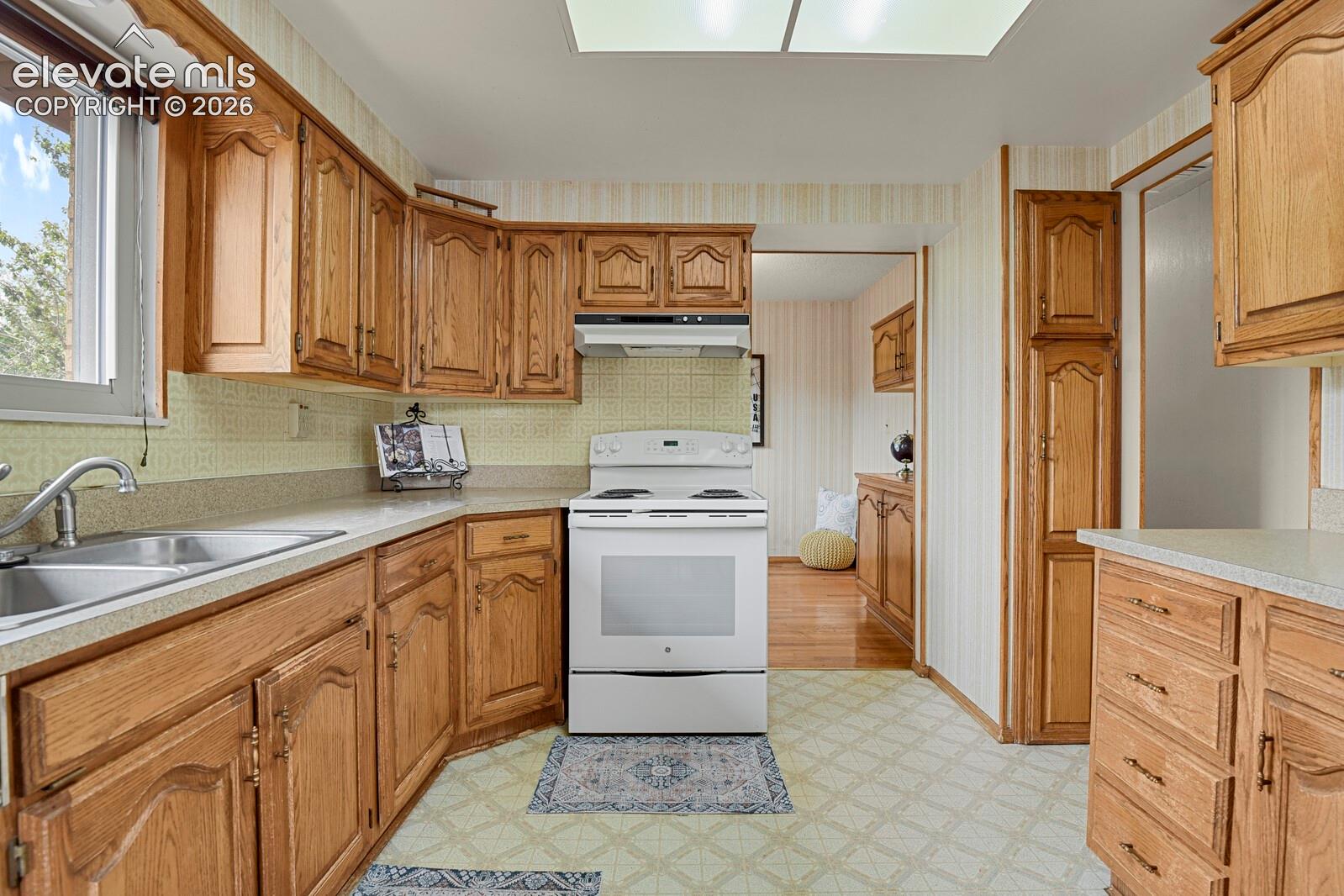6820 Cliff Palace Court, photo 19